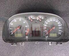 Cuadro de instrumentos / VW Golf 4 V6 1J0920825A 1J0920 825A 1JO920825A B00 0263628061 0 263 628 061 V06