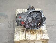 caja de cambios manual Chrysler PT Cruiser -00 P04668776AC AE284930