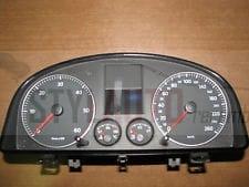 cuadro de relojes vw touran tdi 110080379003 1T0920864A