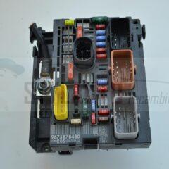 caja de fusibles peugeot 308 9675878480