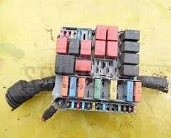 caja de fusibles fiat 500 51905216