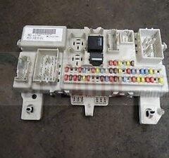 caja de fusibles ford focus Ford Focus 4M5T14A073AC 4M5T-14A073-AC