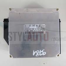 centralita de motor mercedes CLK W208 0 261 204 915 0261204915 A 023 545 83 32 A0235458332
