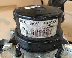 bomba abs toyota yaris 44540-0D030 / 445400D030 06.2102-3245.4