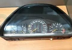 cuadro de relojes mercedes w210 . ref: 2105409547 / 210 540 95 47