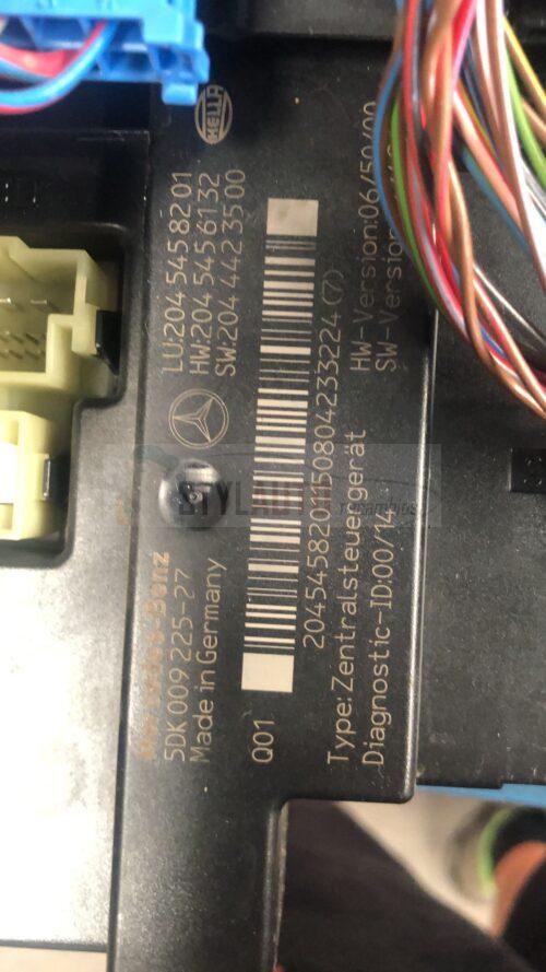 caja de fusibles mercedes w204 2045458201 | 5DK00922527