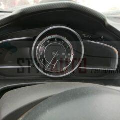 cuadro de relojes mazda 3 gasolina año 2018