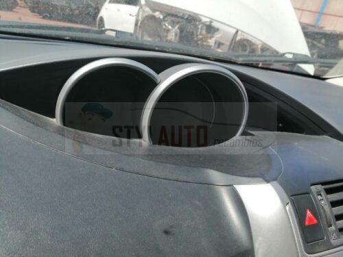 cuadro de relojes toyota corolla verso 2.0 d4d año 2011