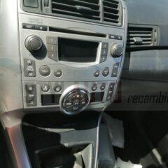 radio cd toyota corolla verso 2.0 diesel año 2011