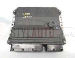 centralita de motor toyota corollla verso 89661-0F580 / 896610F580