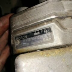 cabezal inyeccion mercedes 0438101016