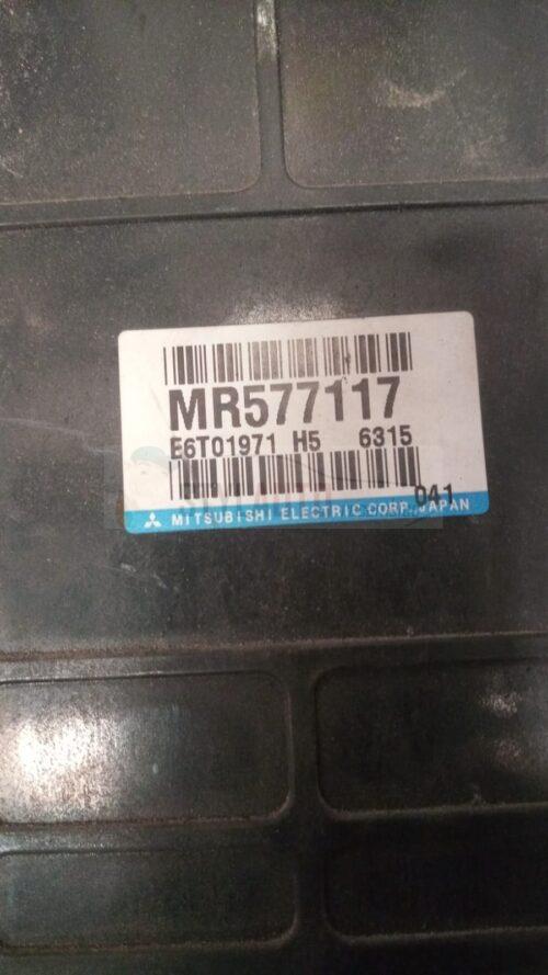 centralita motor mitsubishi montero 2.8 MR577117 | E6T01971