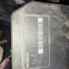 Caja reles / fusibles Para su RENAULT KANGOO Express (FW0/1_) 8201044235 8201044235b