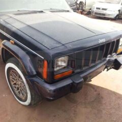 DESPIECE JEEP CHEROKEE FAROS CUADRADOS