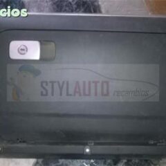 GUANTERA DE PASAJERO VW GOLF 5