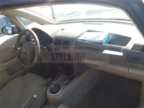 RADIO NAVEGADOR MERCEDES CLK W209