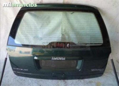 PORTON TRASERO CHRYSLER VOYAGUER Año 98