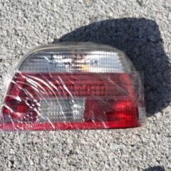 PILOTO TRASERO DERECHO BMW E39 BLANCO