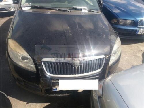 DELANTERA COMPLETA SKODA FABIA NEGRO