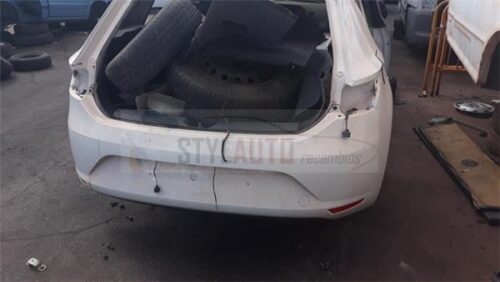 PARAGOLPES TRASERO SEAT LEON 3