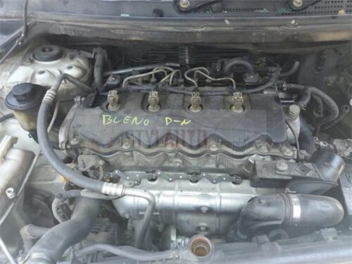 MOTOR NISSAN ALMERA YD22 TAPA PLASTICO