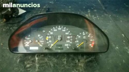 CUADRO DE RELOJES MERCEDES 2025404847