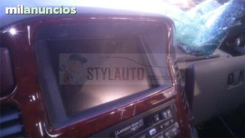 PANTALLA MULTIFUNCION MITSUBISHI MONTERO