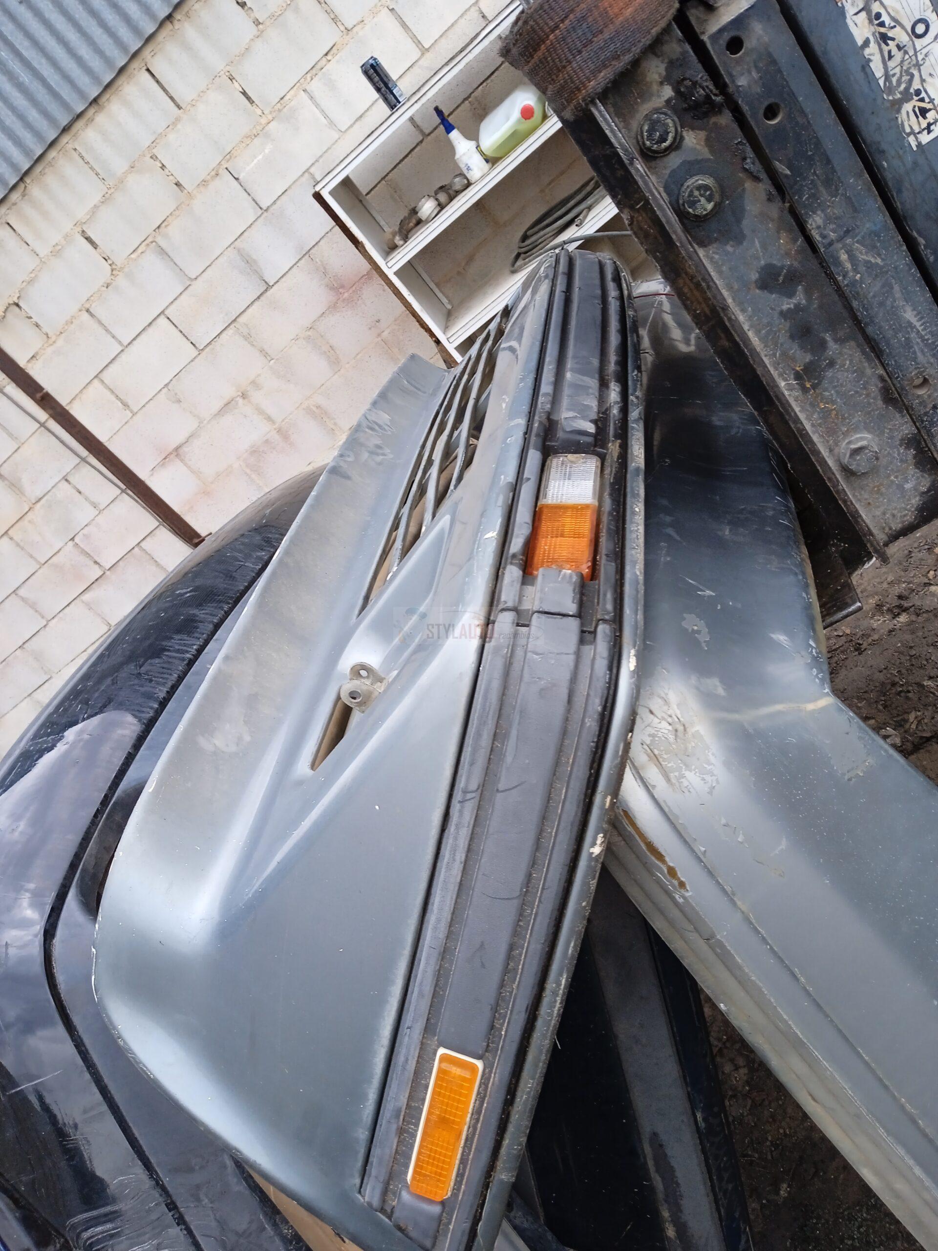 PARAGOLPES DELANTERO MASERATI 420