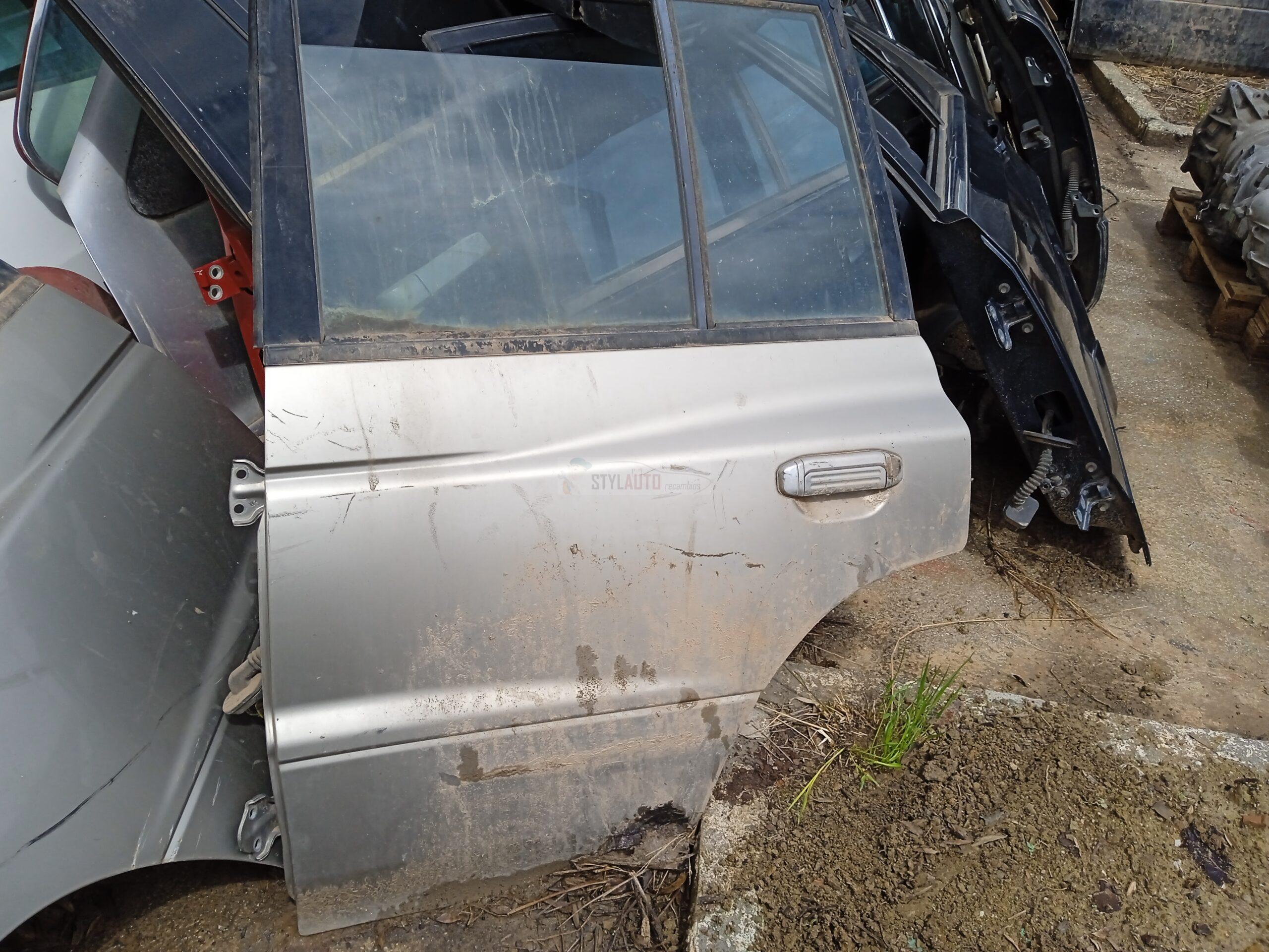 PUERTA TRASERA IZQUIERDA MITSUBISHI MONTERO 1997