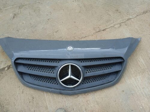 CALANDRA DELANTERA FRONTAL MERCEDES CITAN