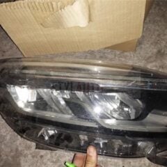 faro derecho led renault captur 26010724