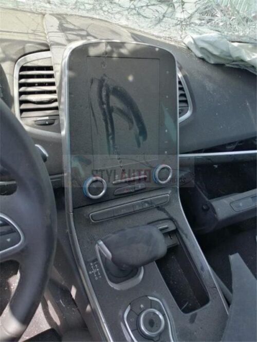 pantalla navegacion renault space 2019