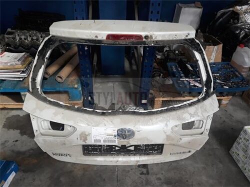 PORTON TRASERO TOYOTA YARIS año 2018