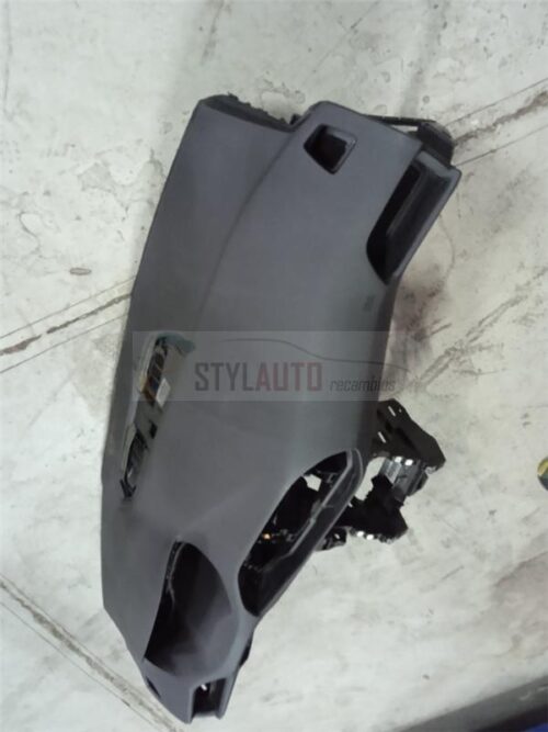 salpicadero peugeot 308 año 2015 9677564880
