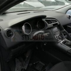 salpicadero peugeot 308