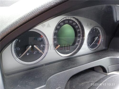 cuadro relojes mercedes c350 w204 gasolina