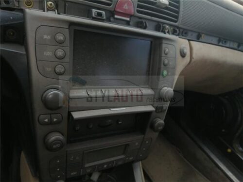 radio pantalla lancia thesis