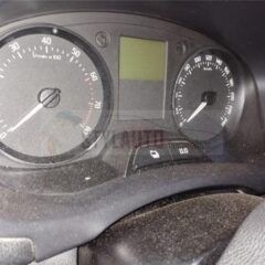 cuadro de relojes skoda fabia 1.2 tsi