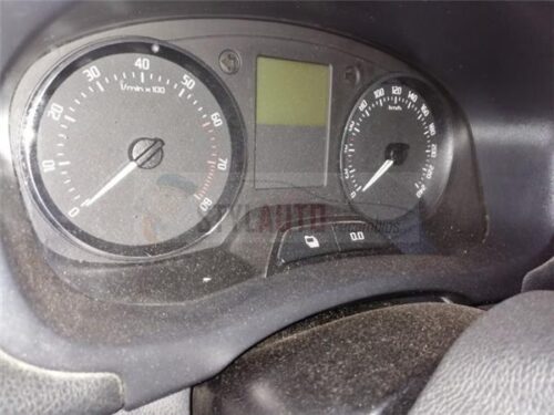 cuadro de relojes skoda fabia 1.2 tsi