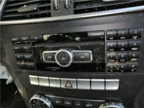 radio navegador mercedes w204