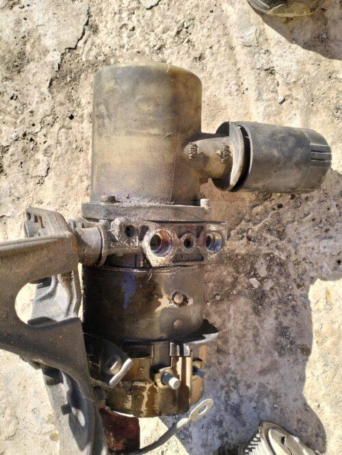 bomba direccion electrica renault 19