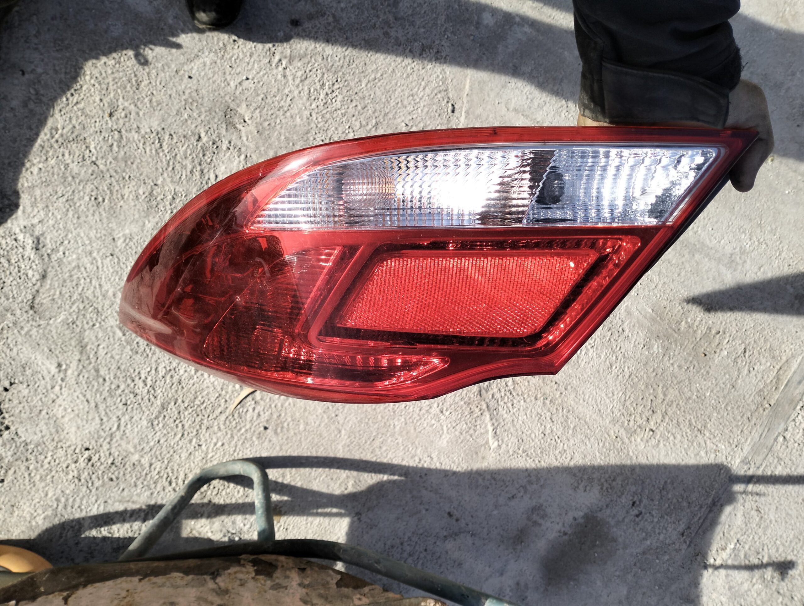 piloto trasero derecho opel insignia