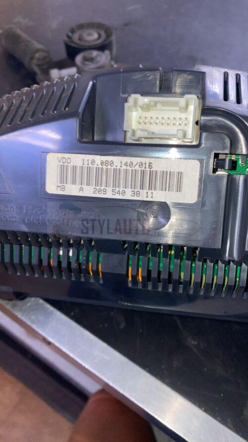 cuadro relojes mercedes clk 240 A 209 540 38 11 / A2095403811