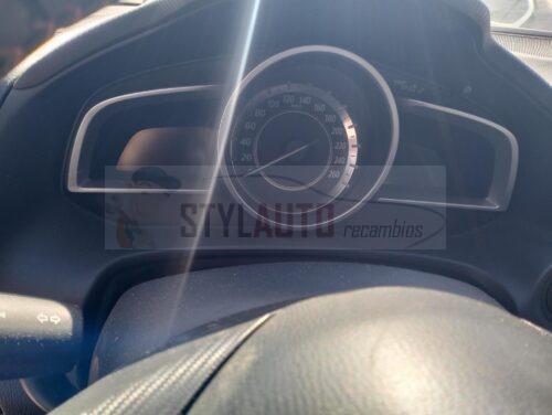 cuadro relojes mazda 3 2.2 motor sh año 2014