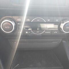 mando climatizador mazda 3 año 2018