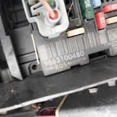 caja reles / fusibles para peugeot 308 premium referencia OEM IAM 9663100480 BSMR0500 / 10022339