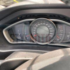 cuadro de relojes volvo v40 d2 año 2017