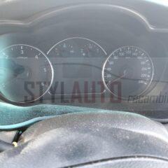 cuadro de relojes kia carens 1.7 crdi año 2017