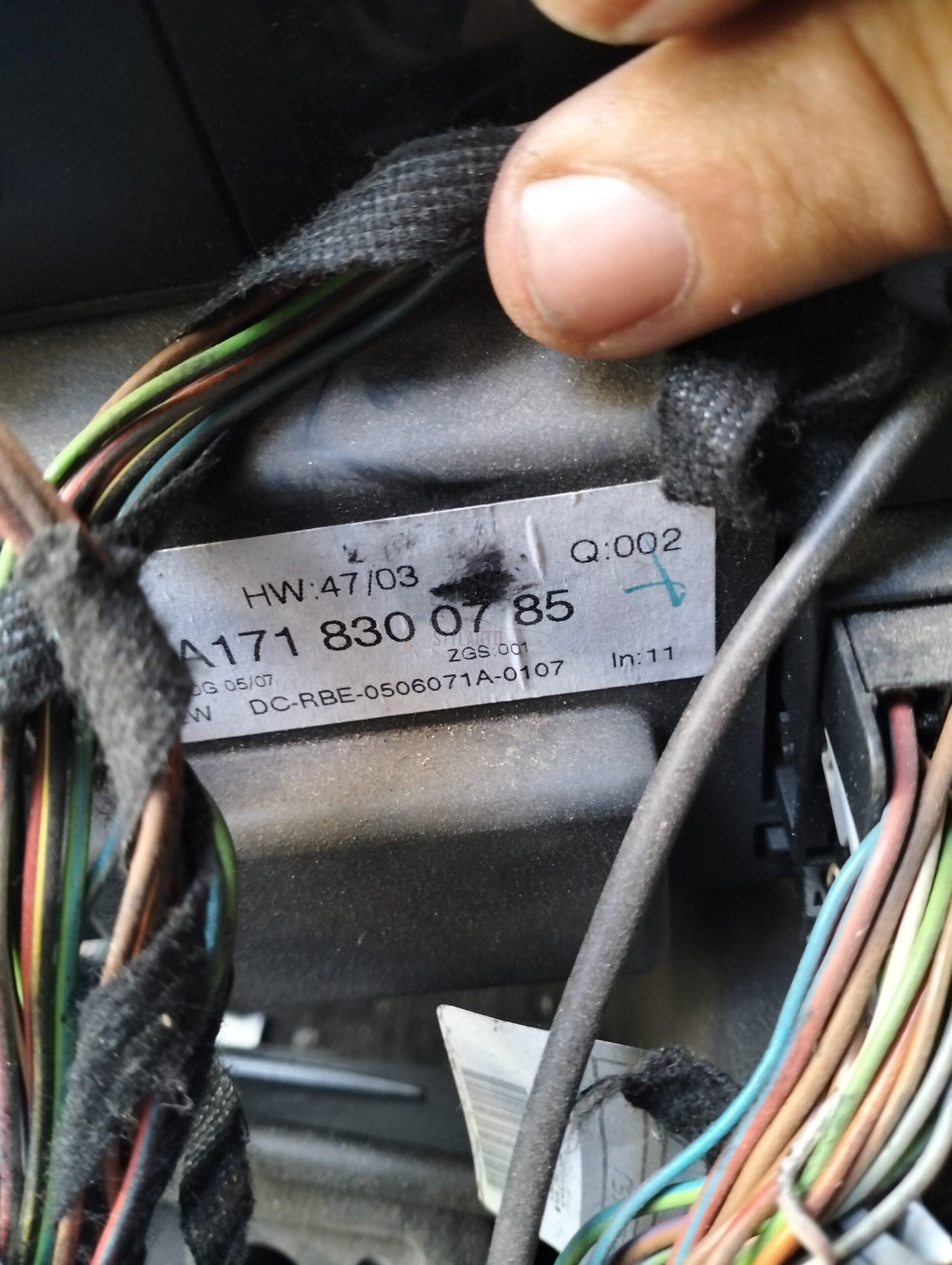 mando climatizador para mercedes-benz clase slk (w170) roadster 2.0 compresor cat referencia OEM IAM 1718300785 A1718300785