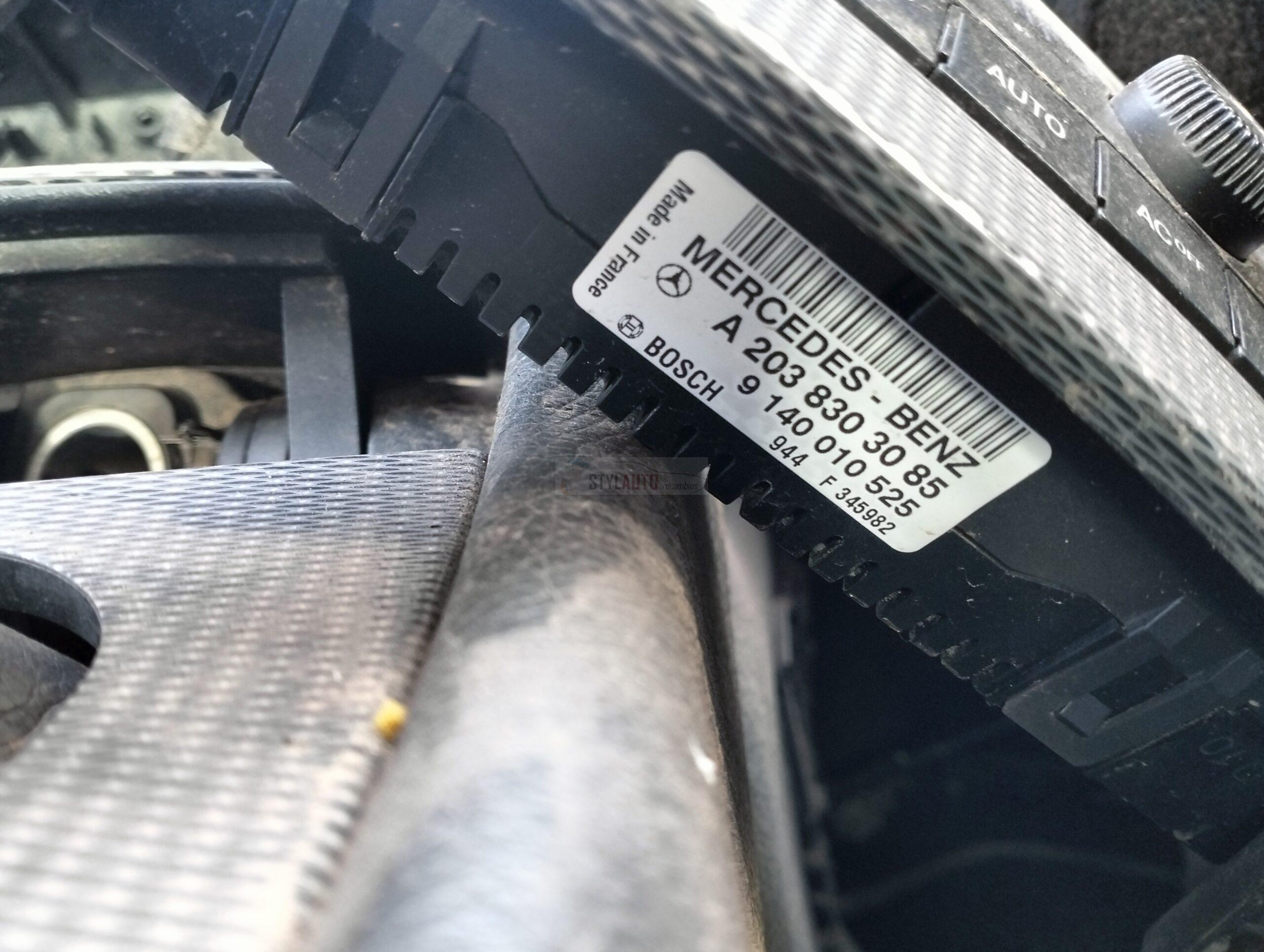 MANDO CALEFACCION / AIRE ACONDICIONADO con referencia A2038303085 ; MERCEDES-BENZ CLASE C SEDÁN (2000-2007) C 220 CDI